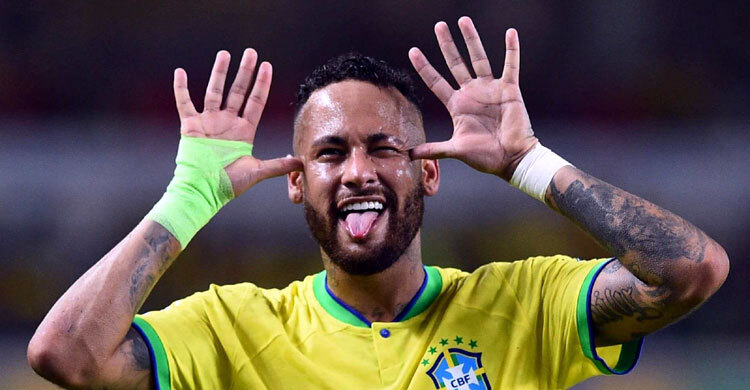 ১৭ মাস পর ব্রাজিল দলে নেইমার