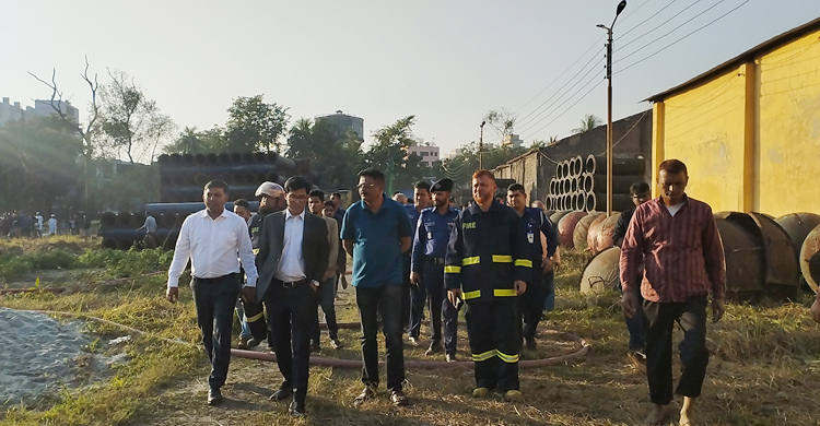 ঘটনাস্থলে বিআইডব্লিউটিএ চেয়ারম্যান