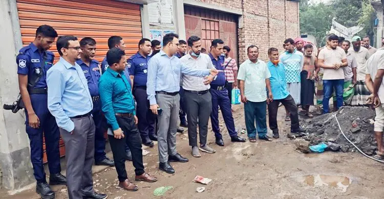 বাসা-বাড়ির অবৈধ গ্যাস সংযোগ বিচ্ছিন্ন, লাখ টাকা জরিমানা