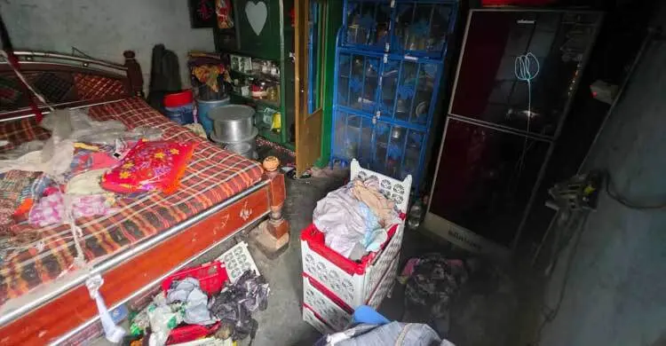 নারায়ণগঞ্জে ফ্ল্যাটে বিস্ফোরণ, বাবাসহ তিন ছেলে দগ্ধ