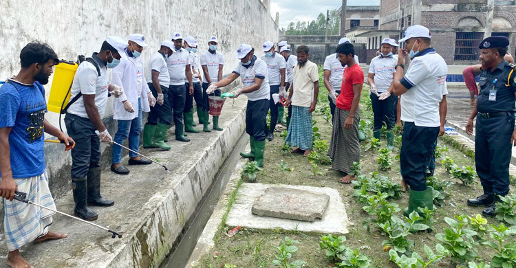 নীলফামারী কারাগারে ডেঙ্গু প্রতিরোধে কর্মসূচি