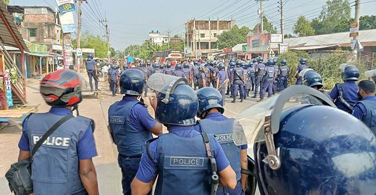 নীলফামারীতে চার কারখানা বন্ধের নোটিশ, থমথমে ইপিজেড