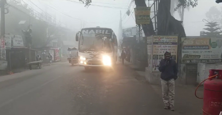 নীলফামারীতে শৈত্যপ্রবাহে বিপর্যস্ত জীবন