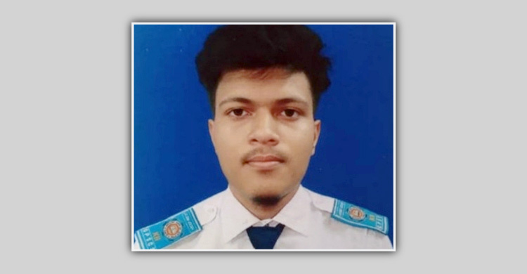 পুকুরে নেমে প্রাণ গেলো এইচএসি পরীক্ষার্থীর