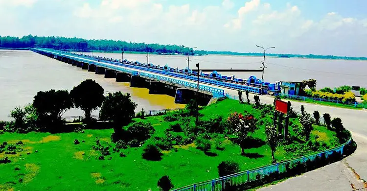 বিপৎসীমার নিচে নামছে তিস্তার পানি
