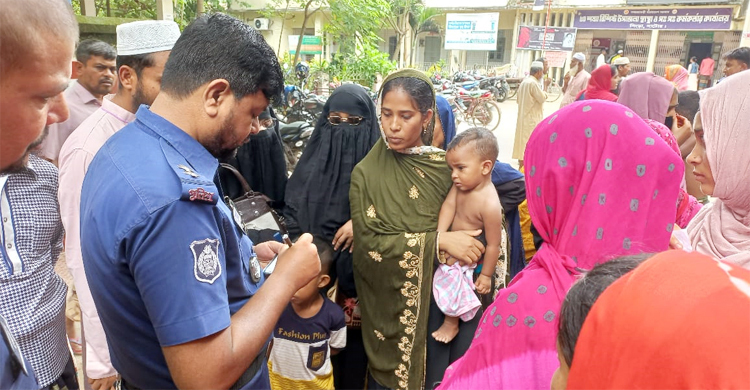 হাসপাতালে লাইনে দাঁড়িয়ে টাকা-স্বর্ণালঙ্কার খোয়ালেন ৫ নারী