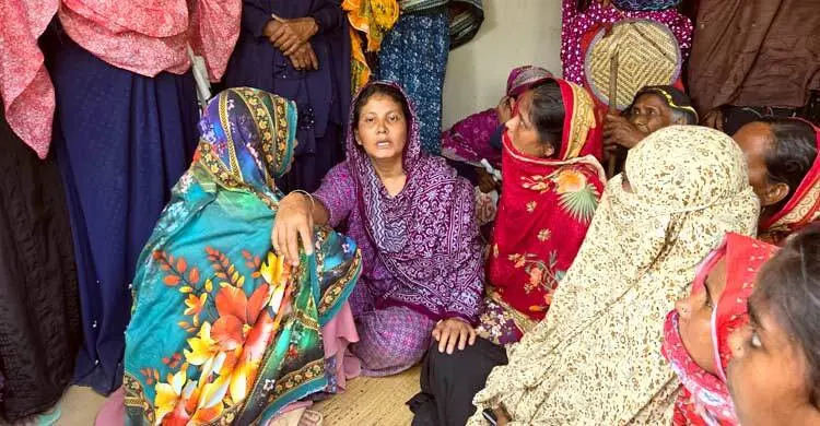 নওগাঁয় চার খুনের ঘটনায় মামলা, পুলিশ হেফাজতে ৫