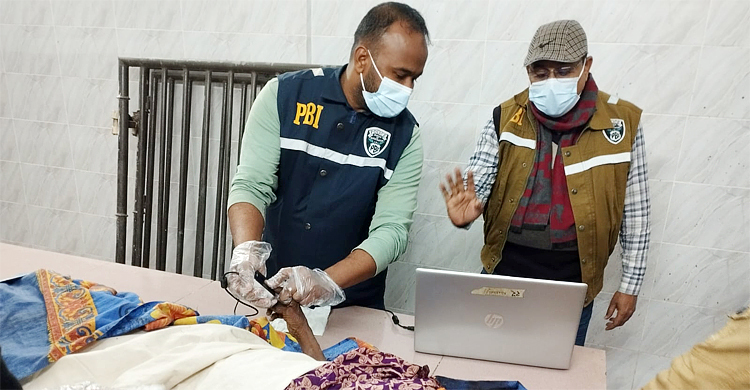 নোয়াখালীতে বাসচাপায় শিশুসহ নিহত দুই