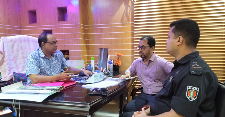 নোয়াখালীতে তিন হাসপাতালকে সাড়ে ৩ লাখ টাকা জরিমানা