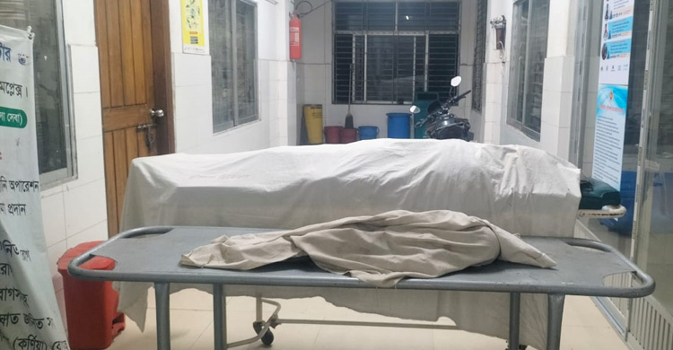 নোয়াখালীতে ট্রাকের ধাক্কায় অটোরিকশায় থাকা মা-মেয়ে নিহত