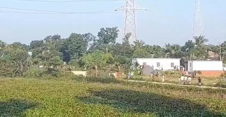 মাইকে ঘোষণা দিয়ে ফের টেঁটা নিয়ে সংঘর্ষ