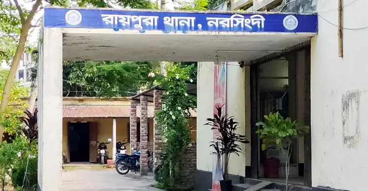 সংঘবদ্ধ ধর্ষণের পর স্কুলছাত্রীর কাছ থেকে চাঁদা দাবি, অতঃপর …