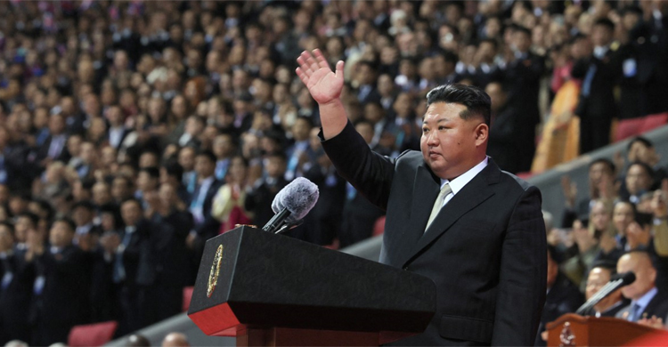 ‘সবচেয়ে শক্তিশালী’ ক্ষেপণাস্ত্র প্রদর্শন করলো উত্তর কোরিয়া