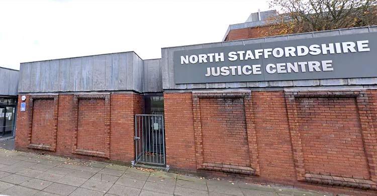 মেয়ে স্কুল ফাঁকি দেওয়ায় আদালতে জরিমানা গুনলেন বাবা-মা