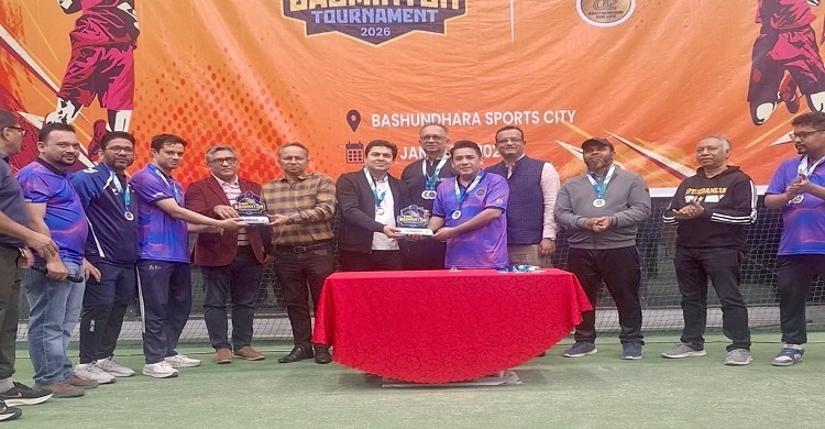 ক্লাব নটরডেমিয়ান্সের ব্যাডমিন্টনে চ্যাম্পিয়ন ৯৪ ব্যাচের নাদের-মামুন