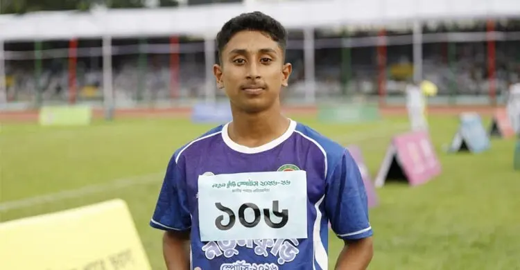 ফুটবল ছেড়ে ট্র্যাকে, বাবার কথাতেই বদলে যায় জাকিরের জীবন