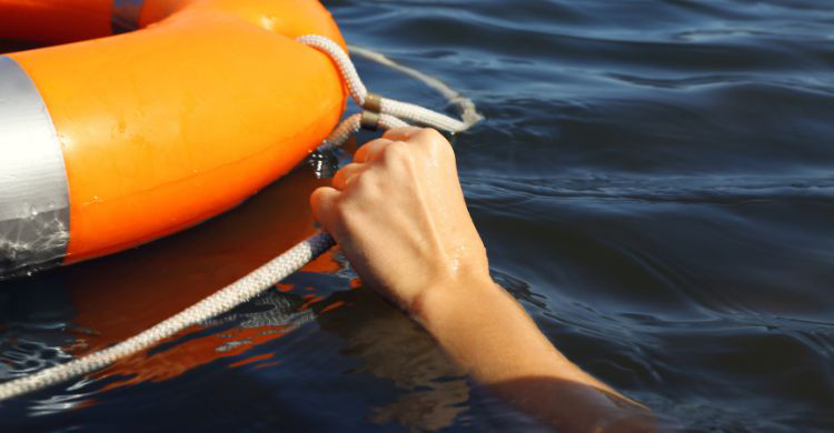 নৌপথে ডুবে যাওয়া থেকে রক্ষা করবে যে দোয়া