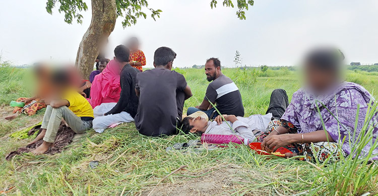 পুশ ইনে ব্যর্থ হয়ে ১৭ জনকে ফিরিয়ে নিলো বিএসএফ