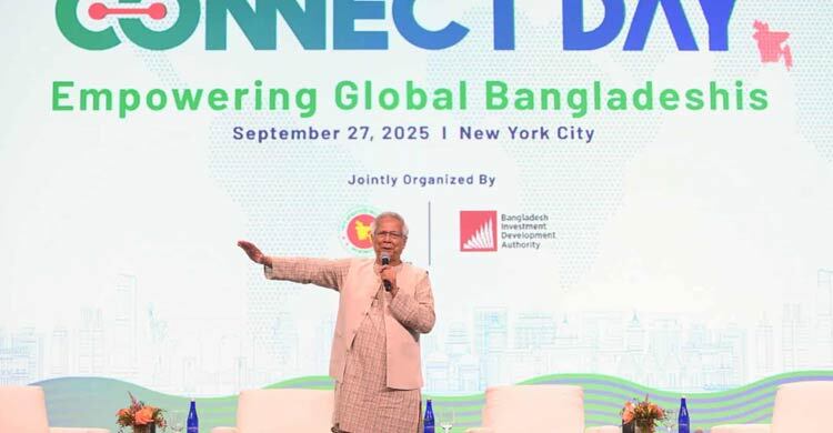 গ্যালারি থেকে কথা বলা খুব সহজ, আমরা চাই আপনারা মাঠে নেমে খেলুন