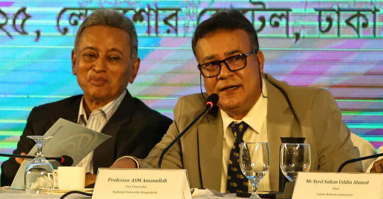 ‘At least three factions among every 10 teachers’