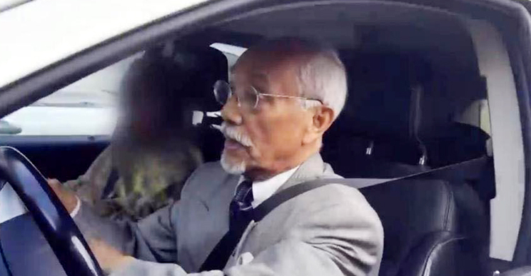 কানাডার টরন্টোতে ভিডিওতে ধরা পড়লো বঙ্গবন্ধুর খুনি নূর চৌধুরী