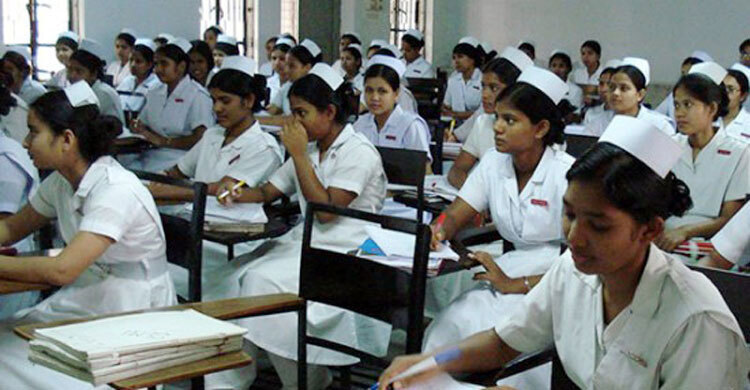 স্বাস্থ্যখাতে গতি আনতে ৩৫০০ সিনিয়র স্টাফ নার্স নিয়োগে প্রজ্ঞাপন