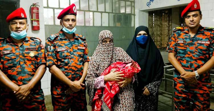 নিহত ফায়ার ফাইটার নুরুলের ঘরে এলো পুত্রসন্তান, দেখা হলো না মুখ