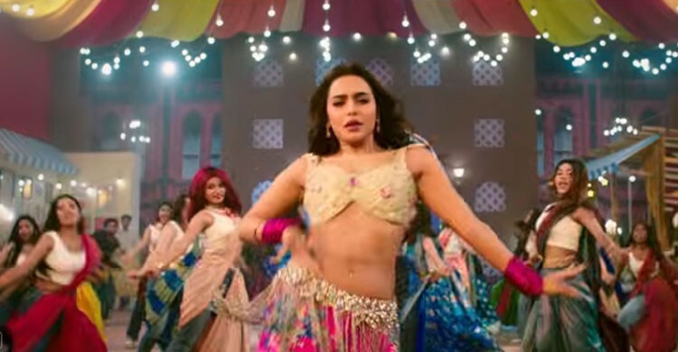 প্রকাশ্যে এলো নুসরাত ফারিয়ার ‘লোকে বলে’