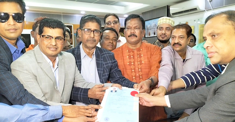 নোয়াখালীতে ওবায়দুল কাদেরের মনোনয়নপত্র দাখিল