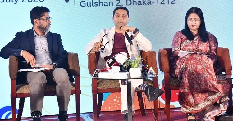 শিশুদের প্রযুক্তি থেকে দূরে নয়, সঠিক ব্যবহার শেখাতে হবে: ববি হাজ্জাজ