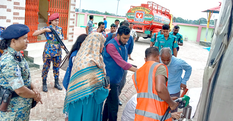 তেল কম দেওয়ায় খিলগাঁওয়ে পেট্রোল পাম্পকে দুই লাখ টাকা জরিমানা