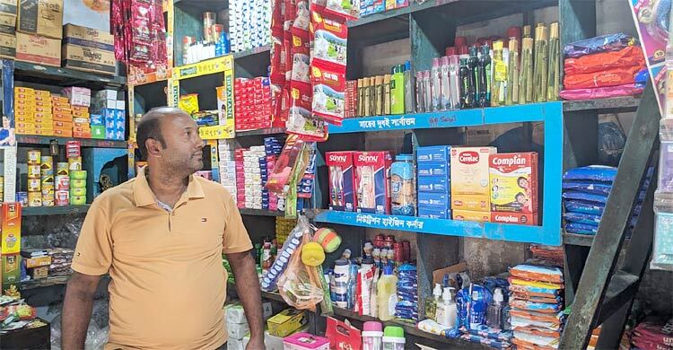 গাইবান্ধায় হঠাৎ উধাও বোতলজাত সয়াবিন তেল