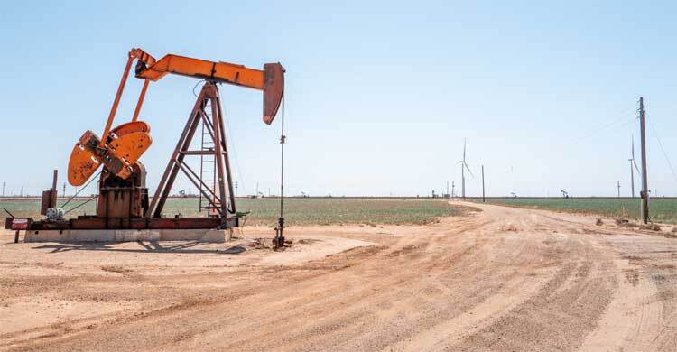 ট্রাম্পের হুমকির পরেও রাশিয়া থেকে তেল আমদানি করবে ভারত