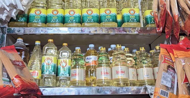 সয়াবিন তেল ‘সংকটে’ চাঁপাইনবাবগঞ্জ