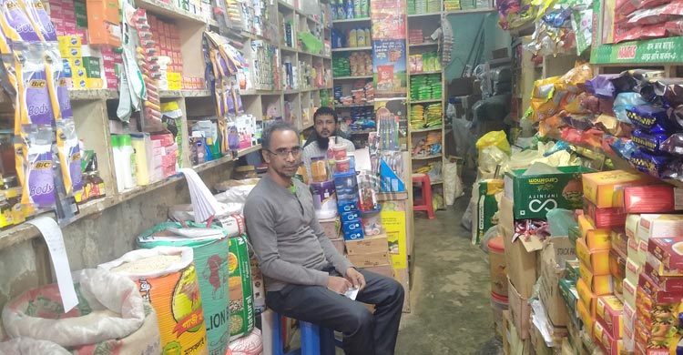 ভোজ্যতেল, ময়মনসিংহ, তেল, দাম, জনদুর্ভোগপোলাও চাল-মসলার গুঁড়া কেনা ছাড়া মিলছে না সয়াবিন তেল