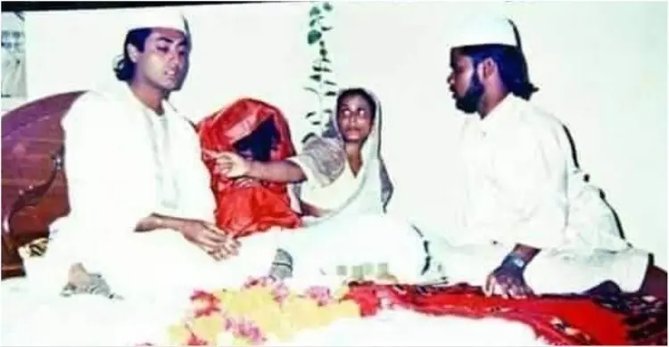 মৌসুমীকে বিয়ের অজানা গল্প জানিয়ে মাকে স্মরণ করলেন ওমর সানী