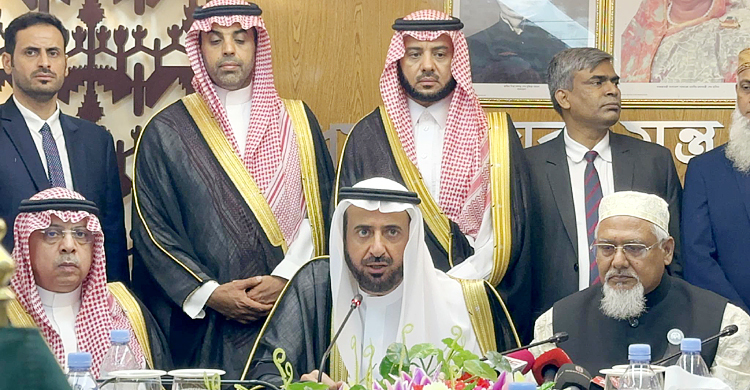 ট্রানজিট নিয়ে ওমরাহ করতে পারবেন বাংলাদেশিরা