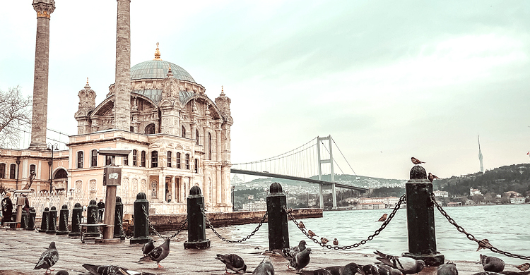 ফেরেশতারাও জুমার খুতবা শোনেন