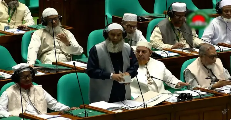 কুরআনের বিধান অনুযায়ী বাংলাদেশে আইন কায়েম করতে হবে: বিরোধী দল