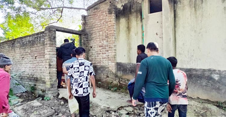 সেই মোটরসাইকেলের মালিক হান্নানের বাড়ি চাঁপাইনবাবগঞ্জে