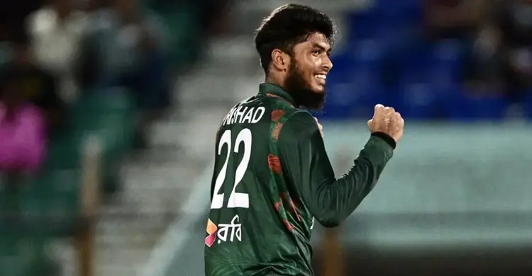 রিশাদের দুর্দান্ত থ্রোয়ে সাজঘরে রবিনসন