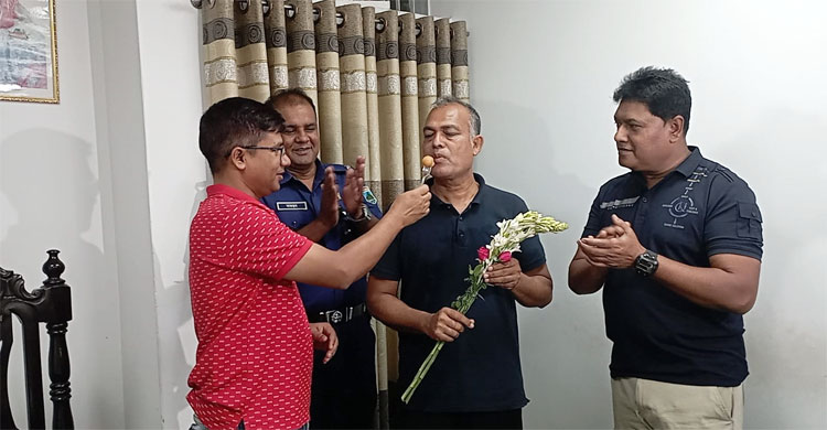 ৫৭ বছর বয়সে পুলিশ কনস্টেবলের এসএসসি জয়