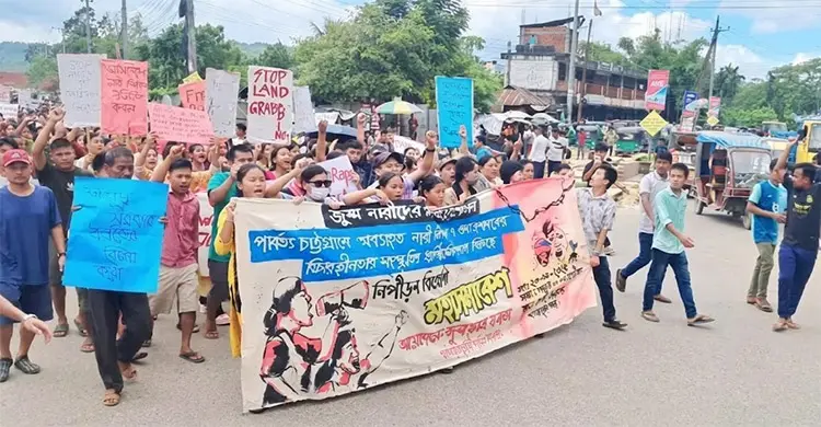 পাহাড়ে ‘মিথ্যা তথ্য’ ছড়িয়ে জাতিগত সংঘাত, অভিযোগ অপপ্রচারের 