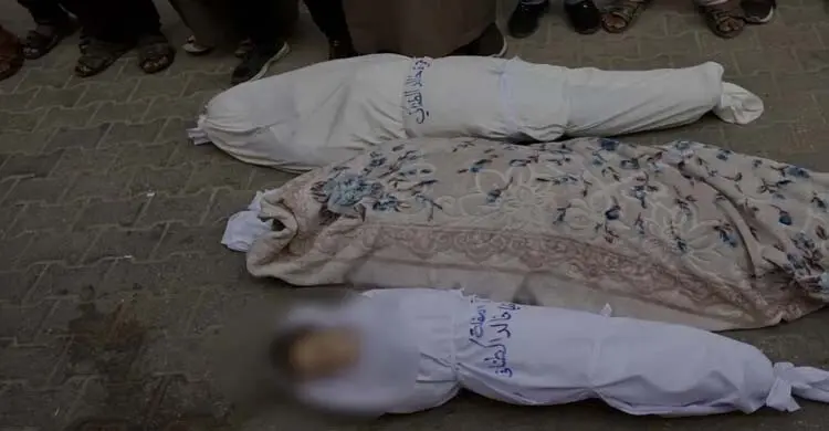 ইসরায়েলি বর্বরোচিত হামলায় দুই শিশুসহ ‘গর্ভবতী’ মা নিহত