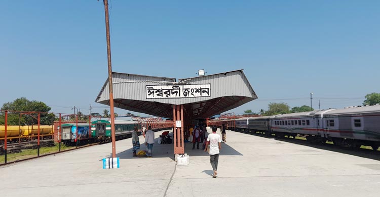 ঈশ্বরদীতে তাপমাত্রা ৪০ ডিগ্রি, বাতাসে বইছে হলকা