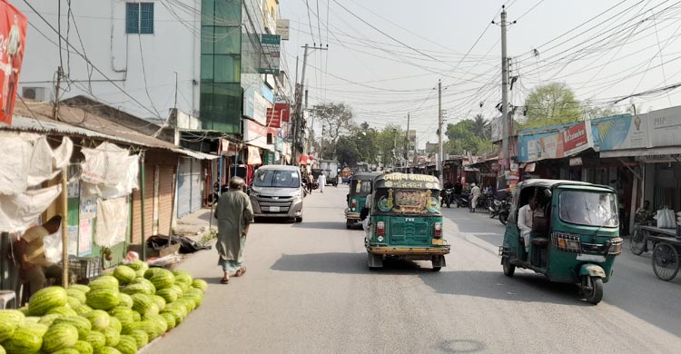 ঈশ্বরদীতে তাপমাত্রা ৪০ ডিগ্রি, বাতাসে বইছে হলকা