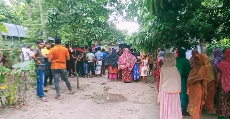 প্রেমের বিয়ে, ২৬ দিনের মাথায় গলায় ফাঁস নিলেন তরুণী