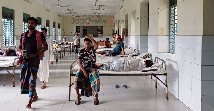 ‘মানসিক বিপর্যয়ে’ পাবনা মানসিক হাসপাতাল