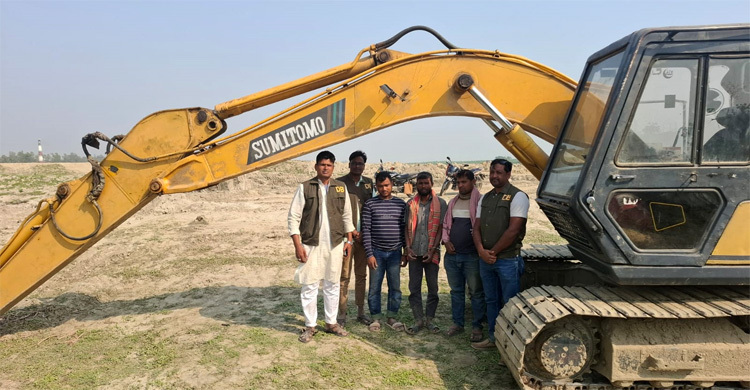 পাবনায় বালু উত্তোলনের দায়ে ৩ জনের কারাদণ্ড