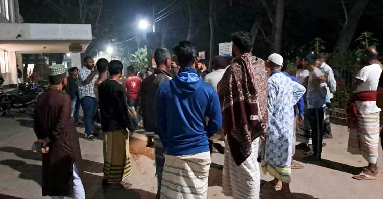 পাবনায় যুবলীগ নেতাকে তুলে নিয়ে কুপিয়ে হত্যা